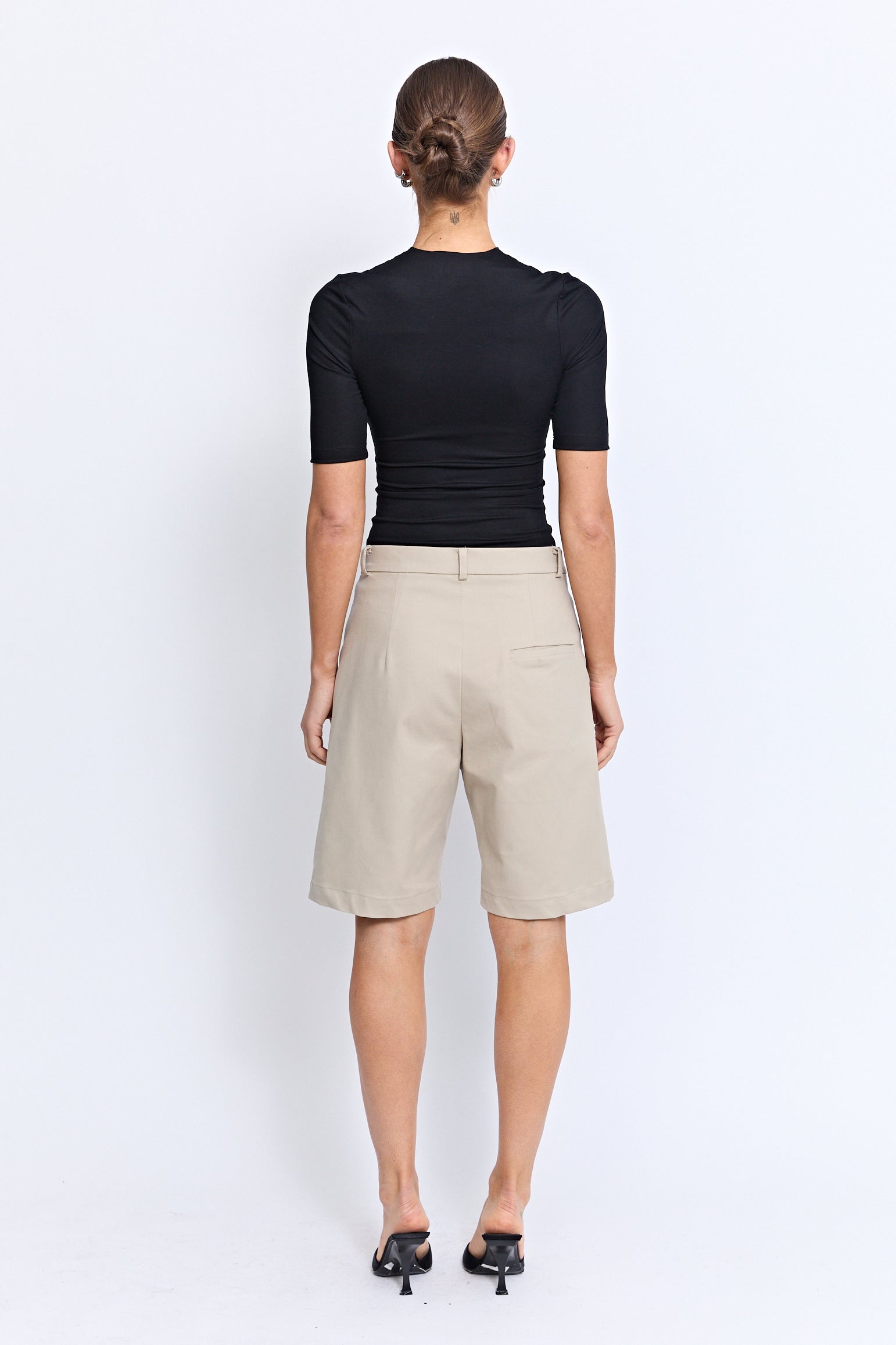 LOURDES BERMUDA SHORT | SAND