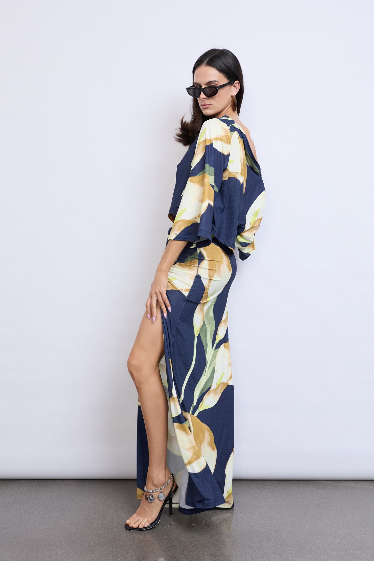 LONI TOP