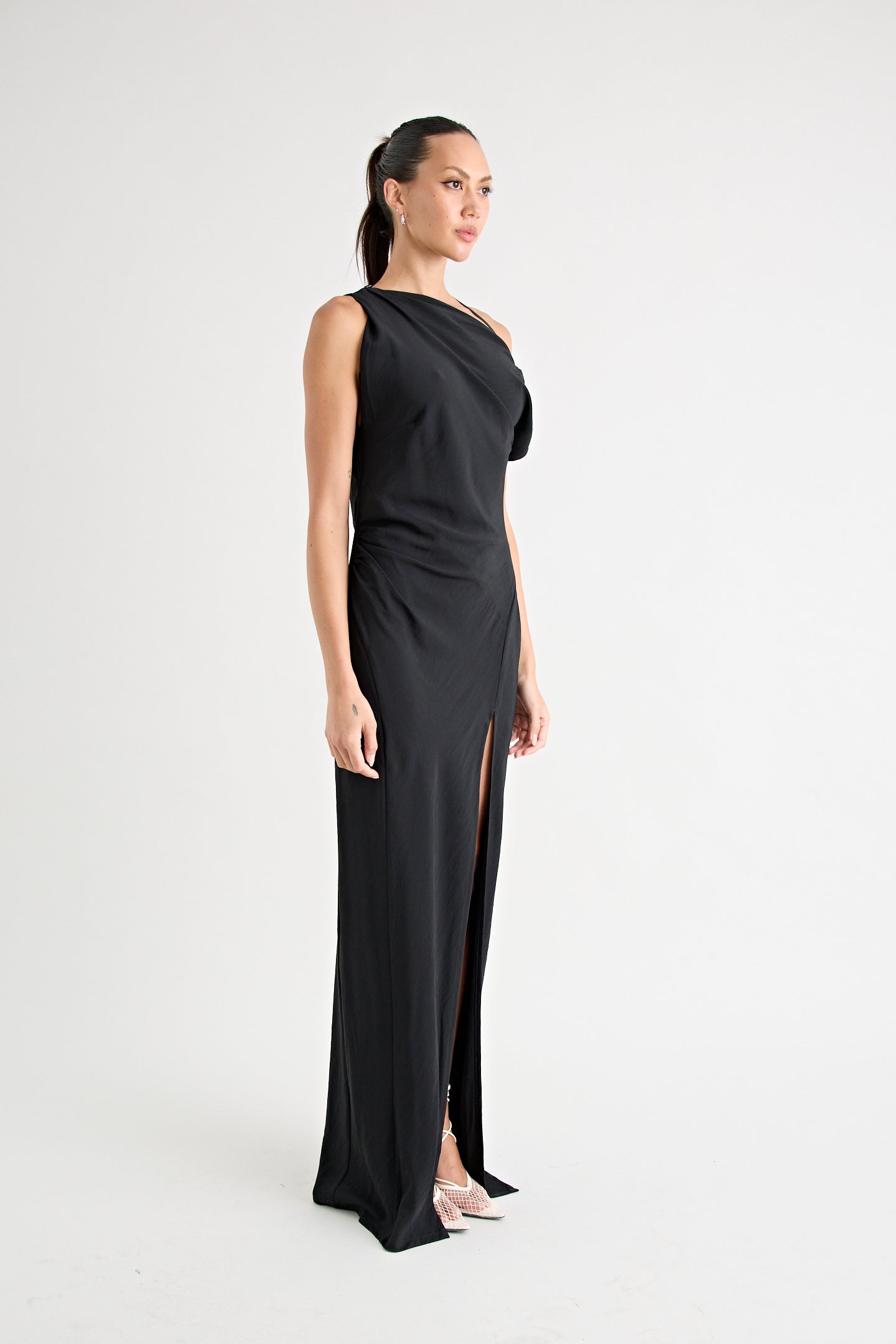 MATIA GOWN | BLACK