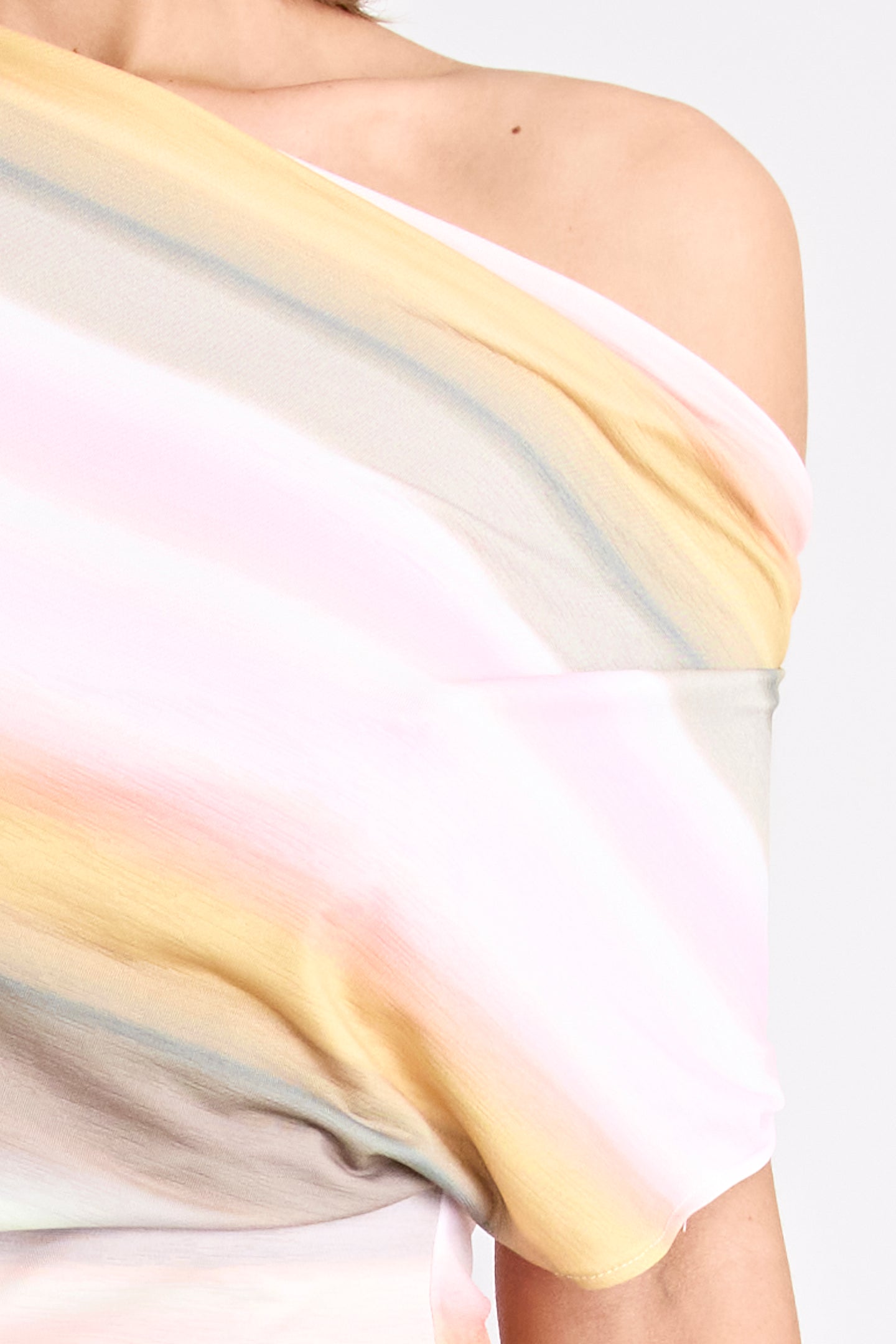 ELARA REVERSIBLE DRESS | PEACH