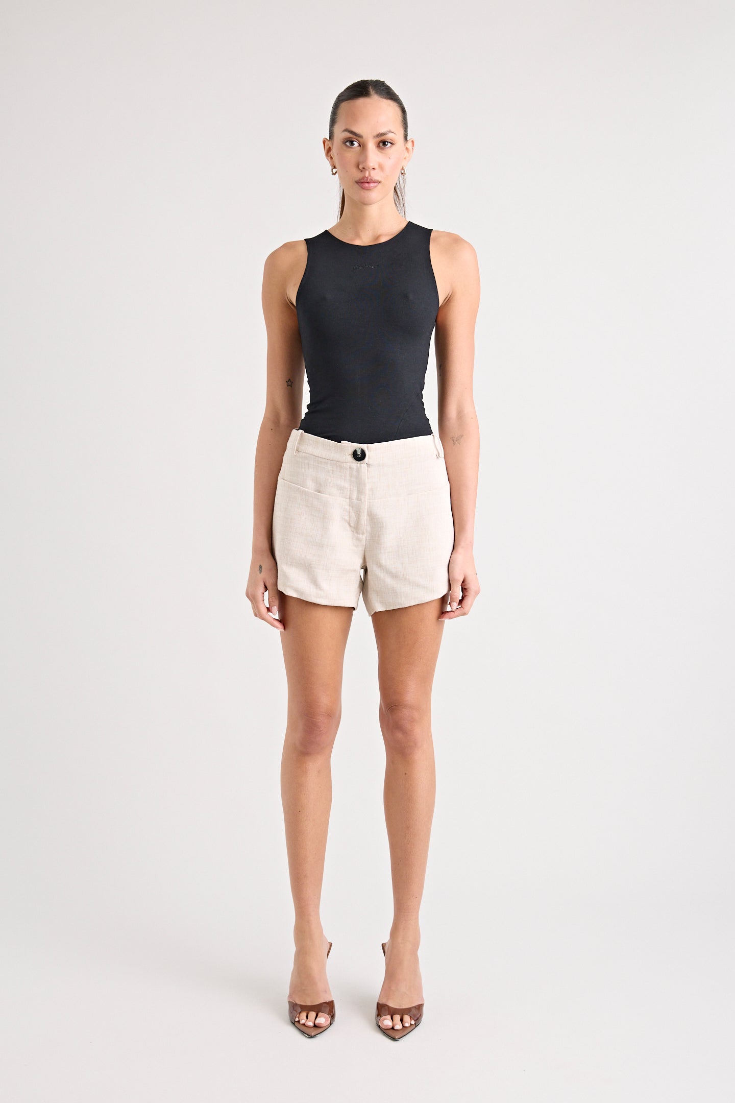 PINO TAILORED SHORT | NATURAL