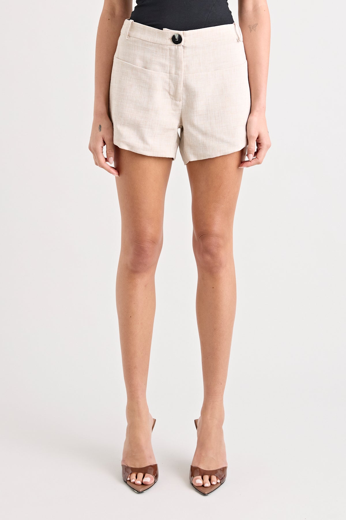 PINO TAILORED SHORT | NATURAL