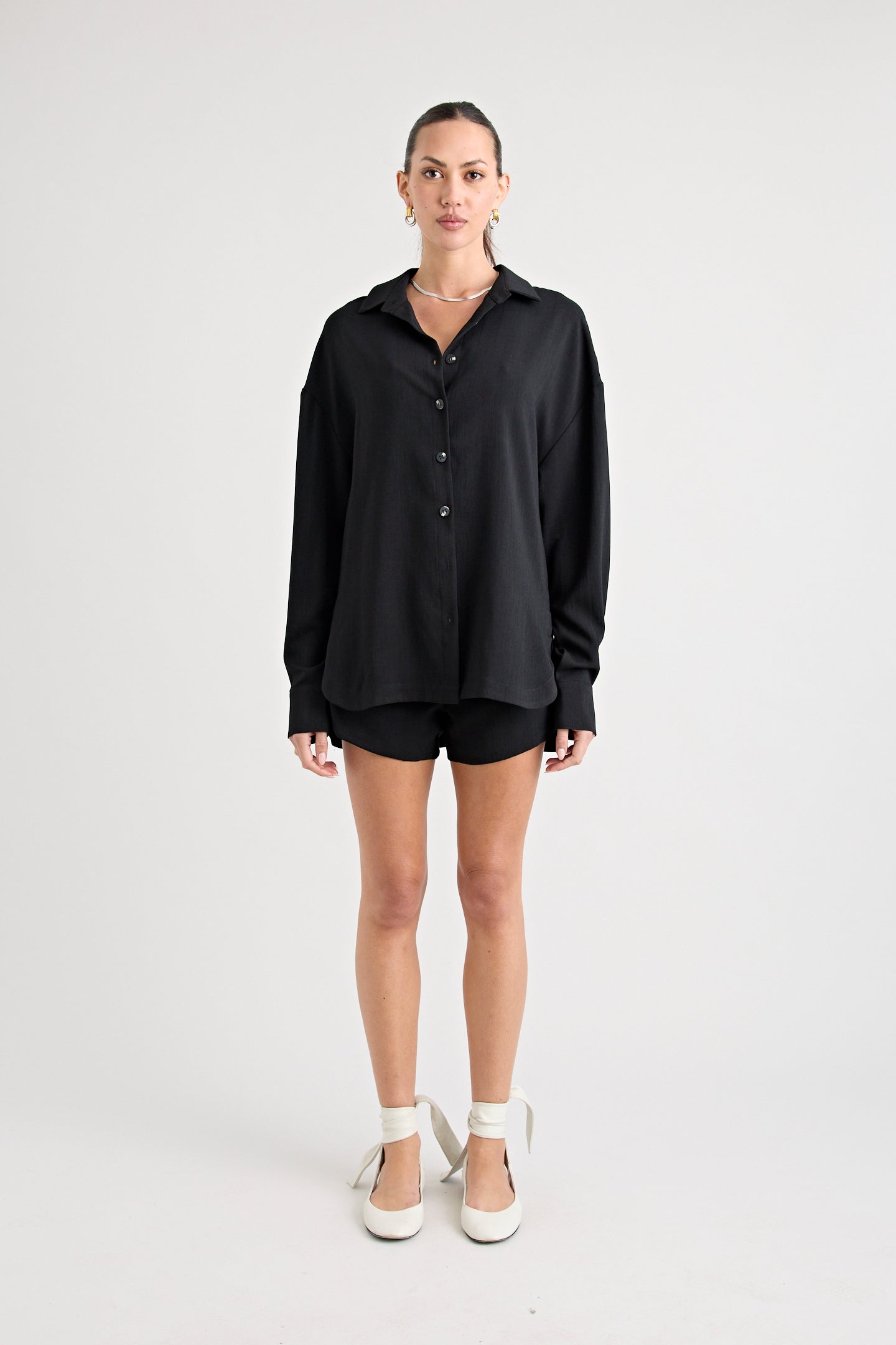 PINO TAILORED SHORT | BLACK