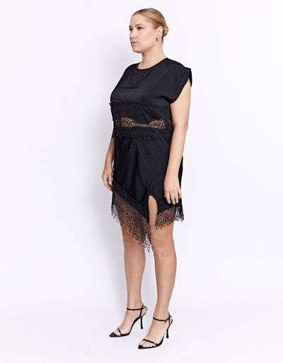 SIREN LACE DRESS | BLACK
