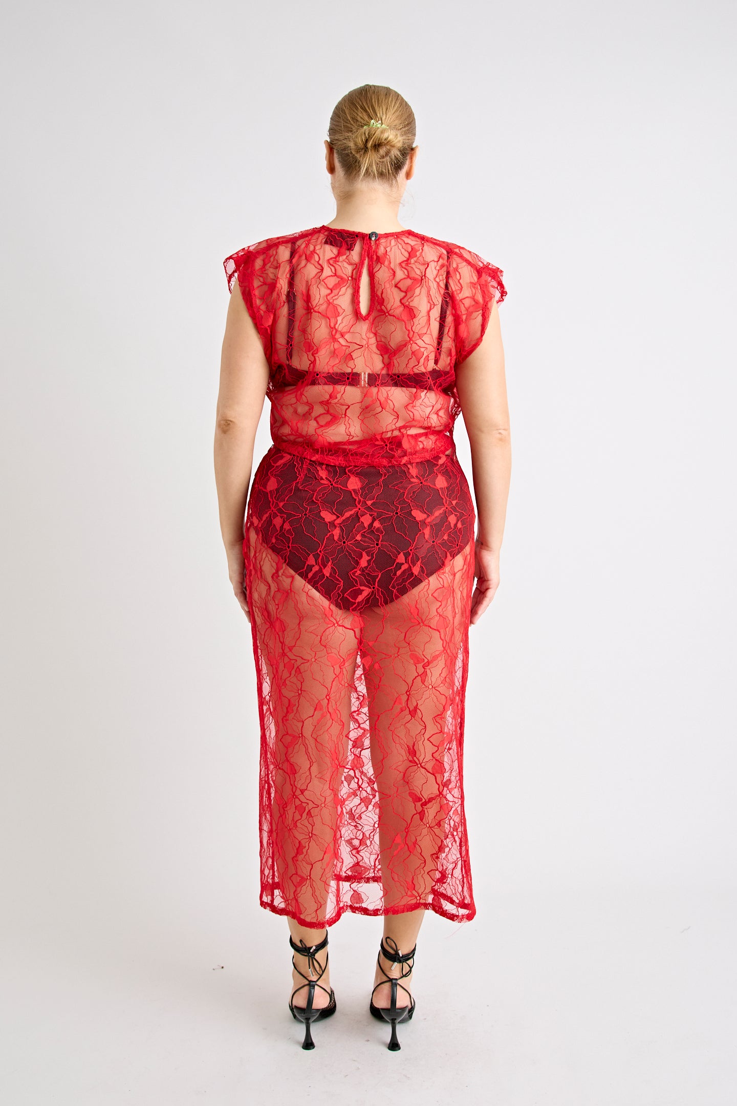 ASTRID LACE TOP | RED