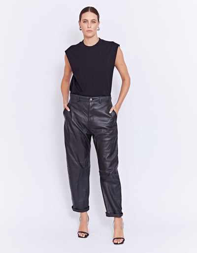 ESSO TANK | BLACK